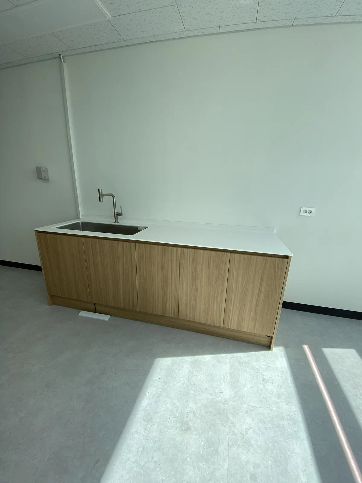 일산 뷰티샵대형세면대장 신규설치